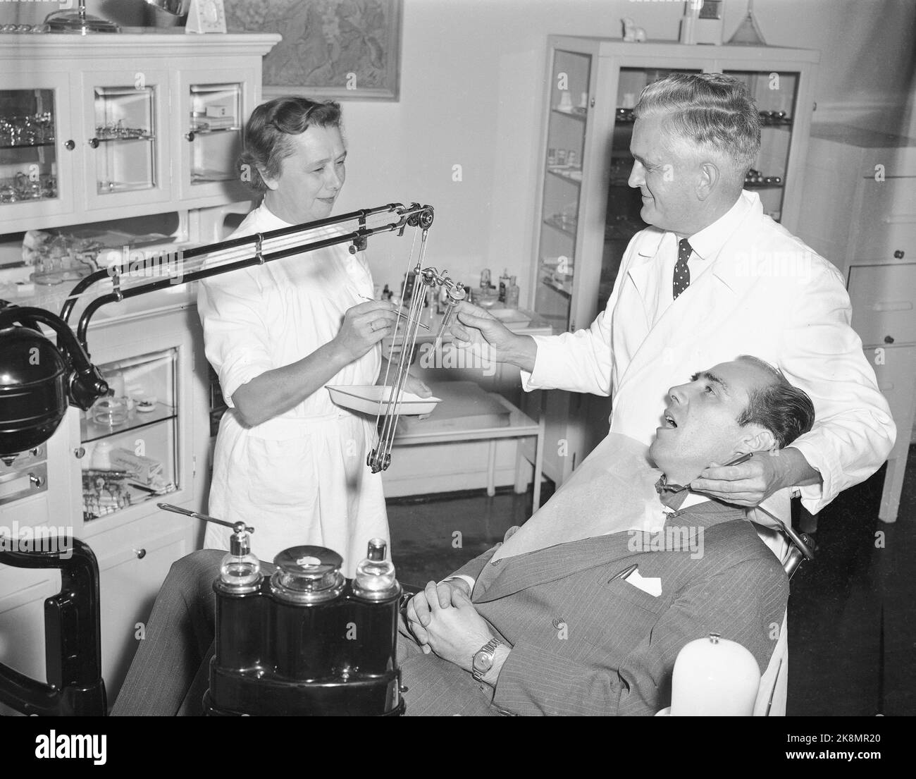 Dentist